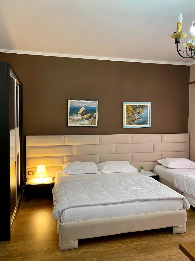 Hotel Bojko Vlore Bagian luar foto