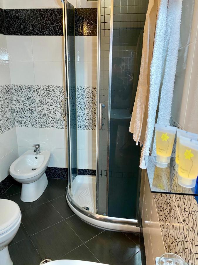 Hotel Bojko Vlore Bagian luar foto