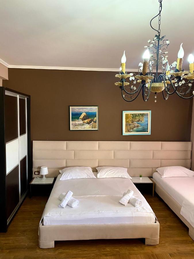 Hotel Bojko Vlore Bagian luar foto
