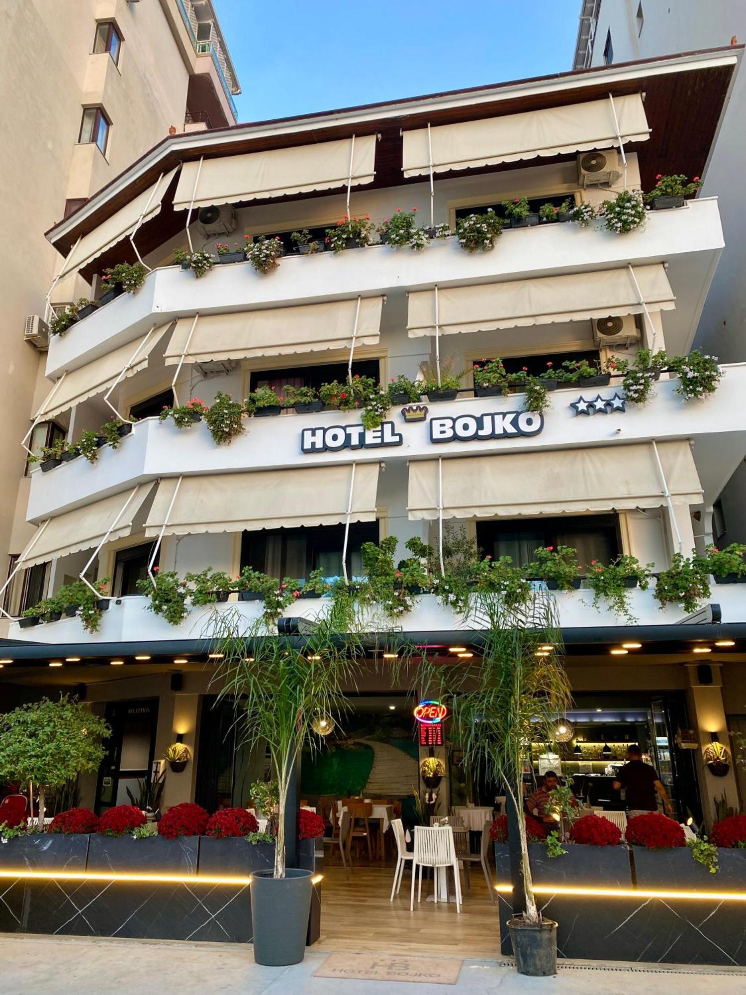 Hotel Bojko Vlore Bagian luar foto