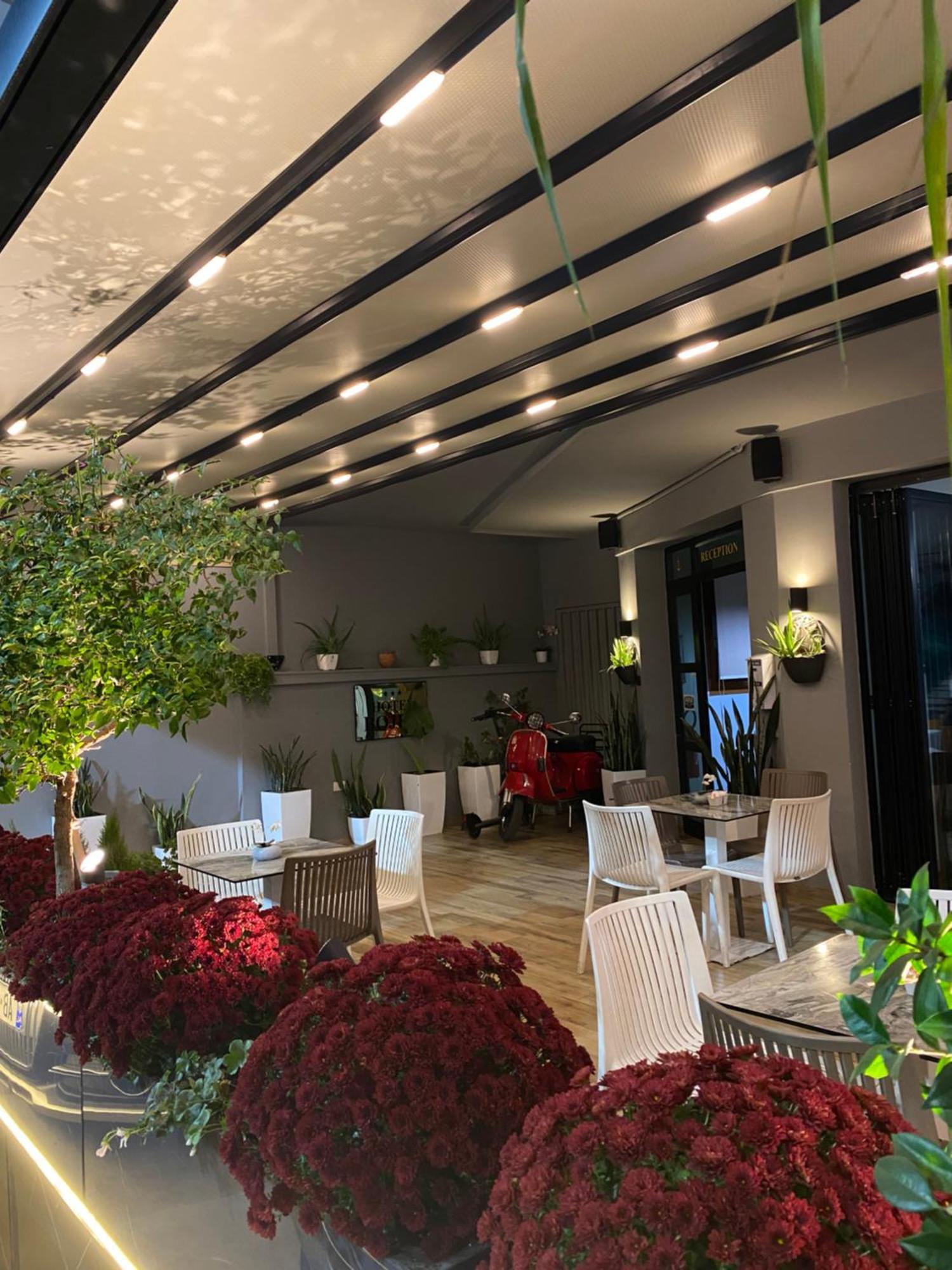 Hotel Bojko Vlore Bagian luar foto