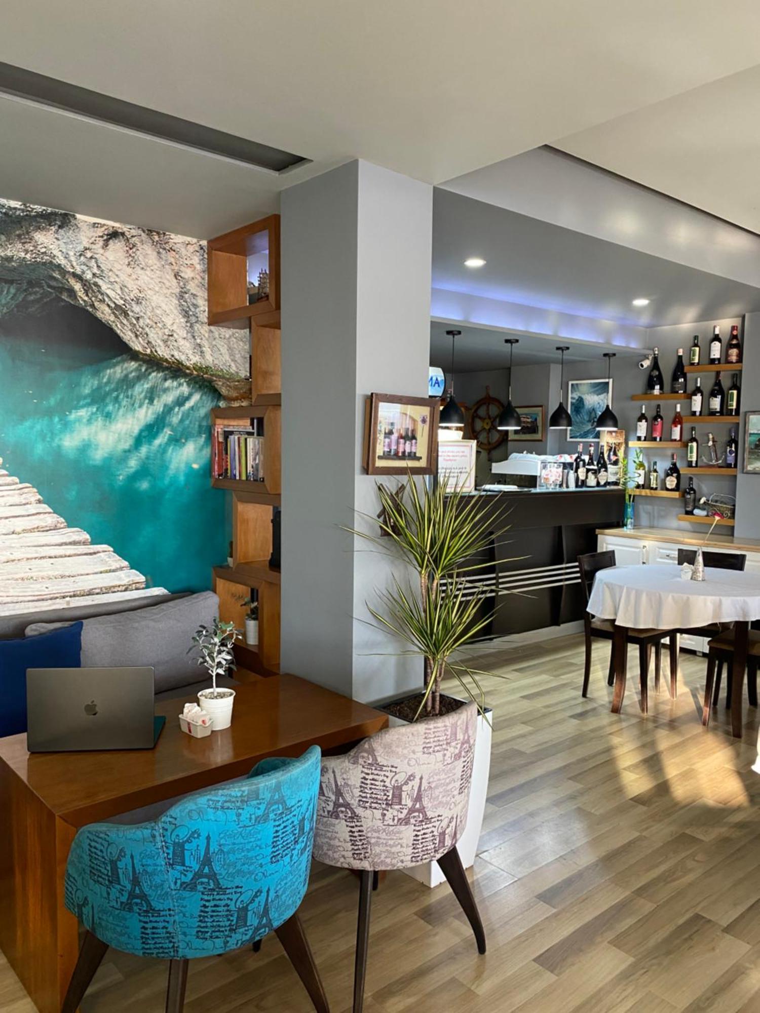 Hotel Bojko Vlore Bagian luar foto