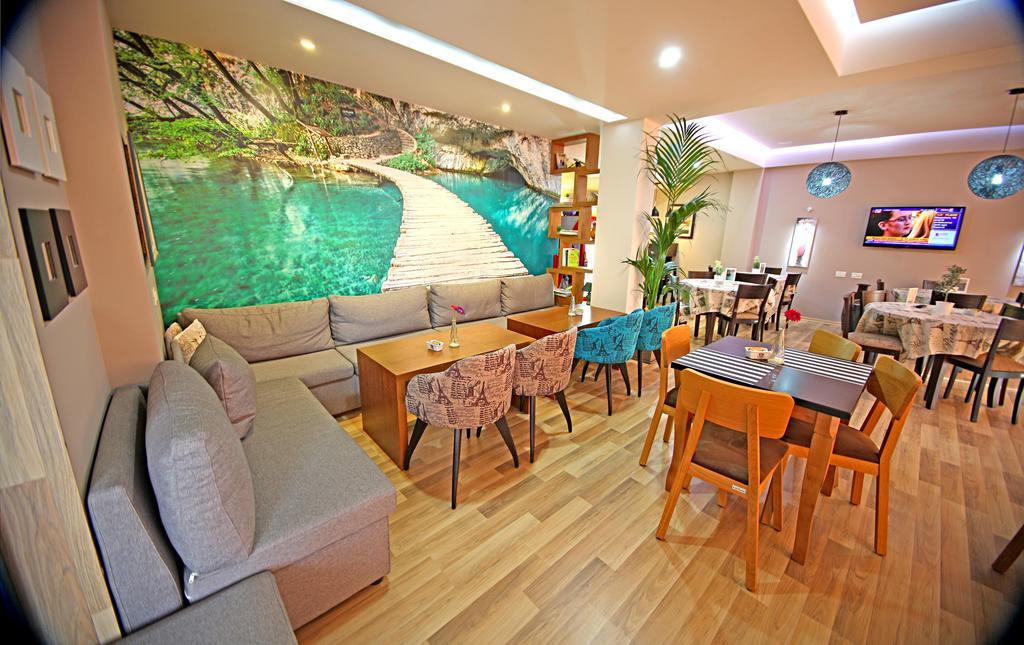 Hotel Bojko Vlore Bagian luar foto