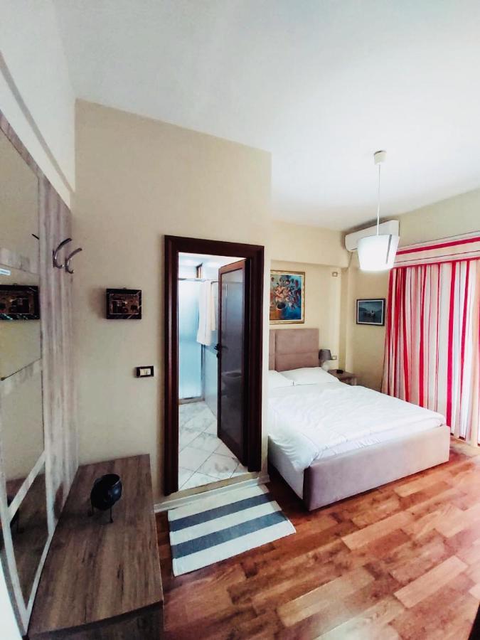 Hotel Bojko Vlore Bagian luar foto