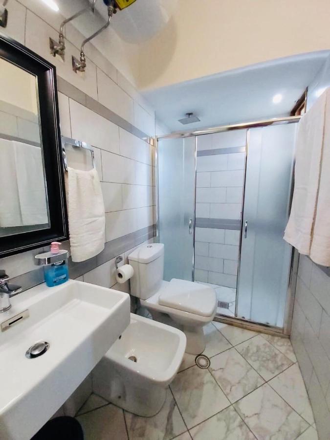 Hotel Bojko Vlore Bagian luar foto